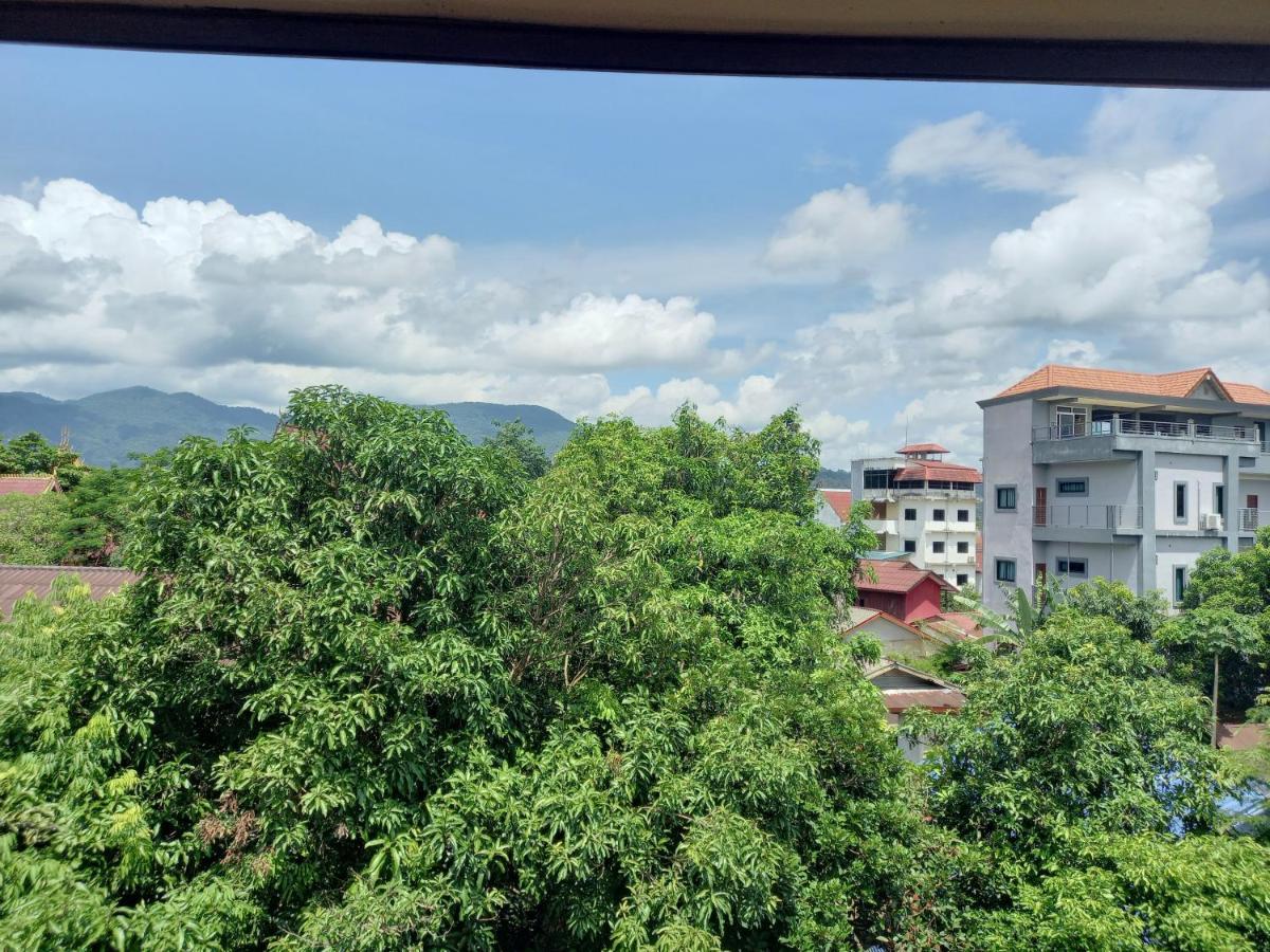 Vang Vieng Queen's House Buitenkant foto