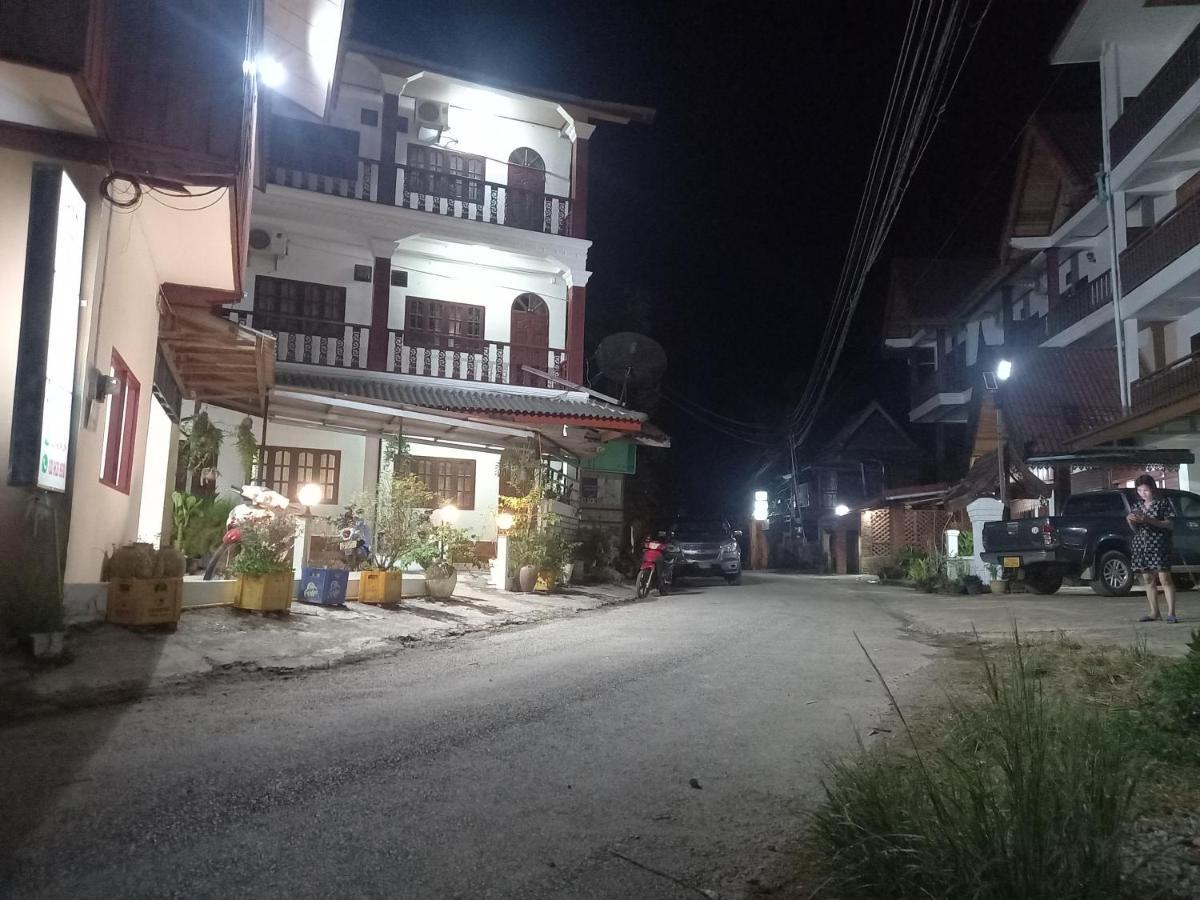 Vang Vieng Queen's House Buitenkant foto