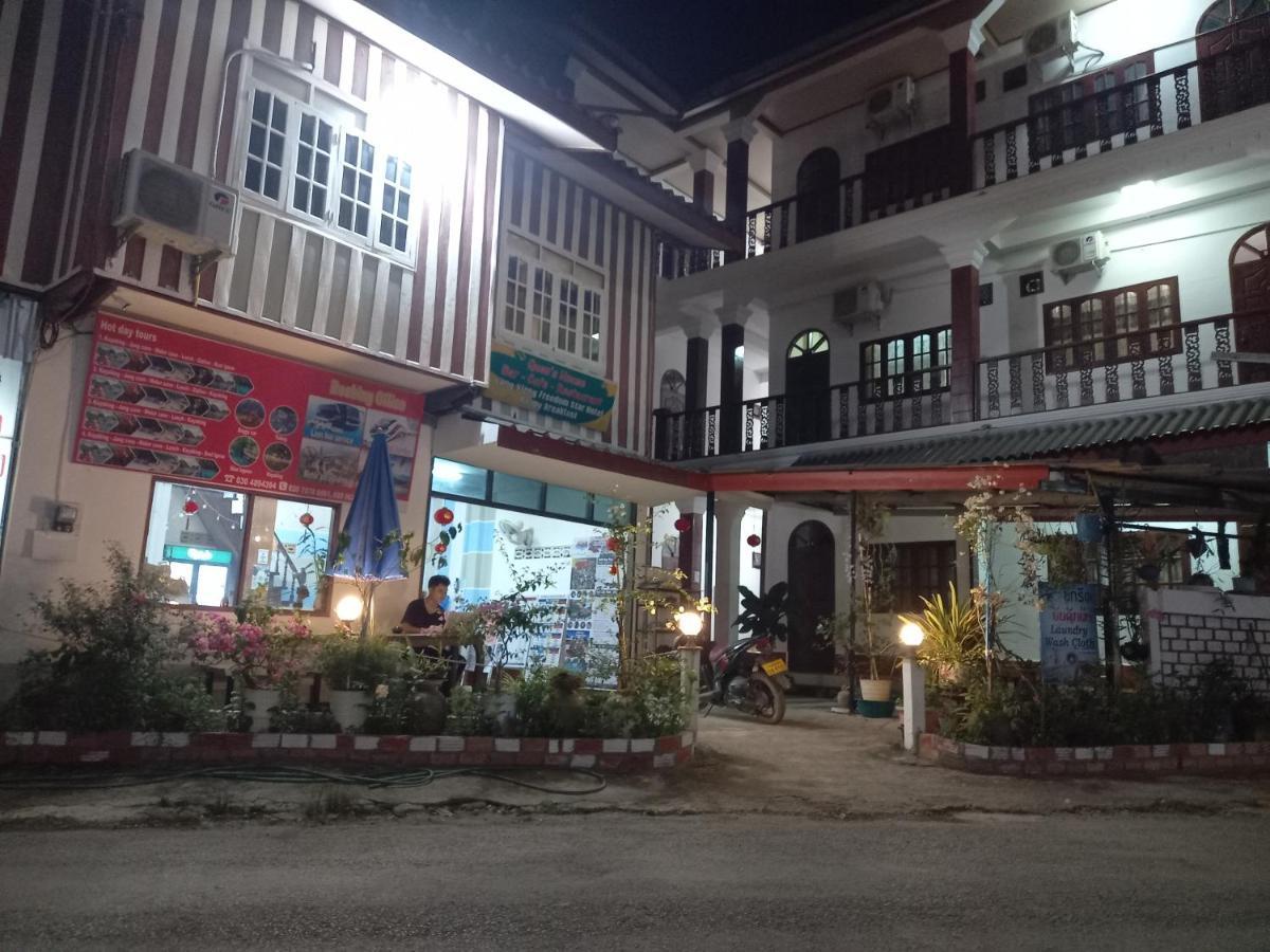 Vang Vieng Queen's House Buitenkant foto